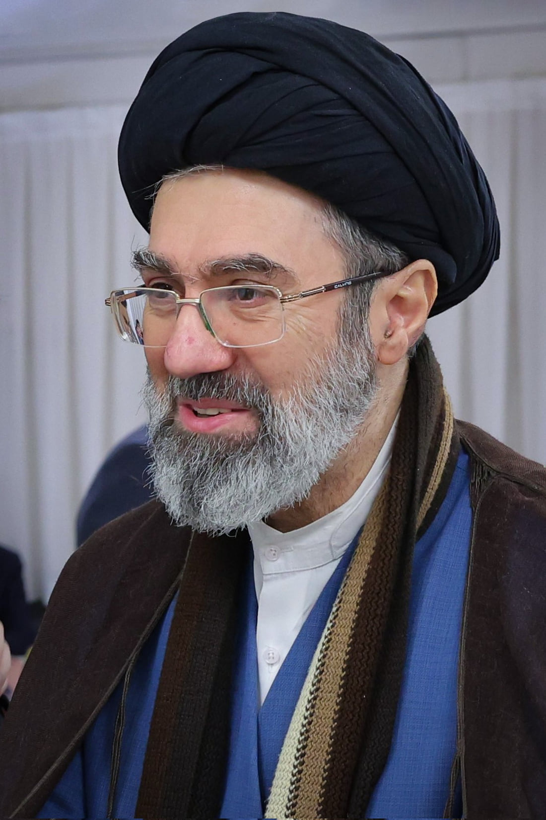 تصویر آقای مجتبی خامنهای